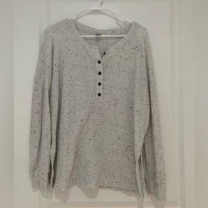 Long sleeve button crew